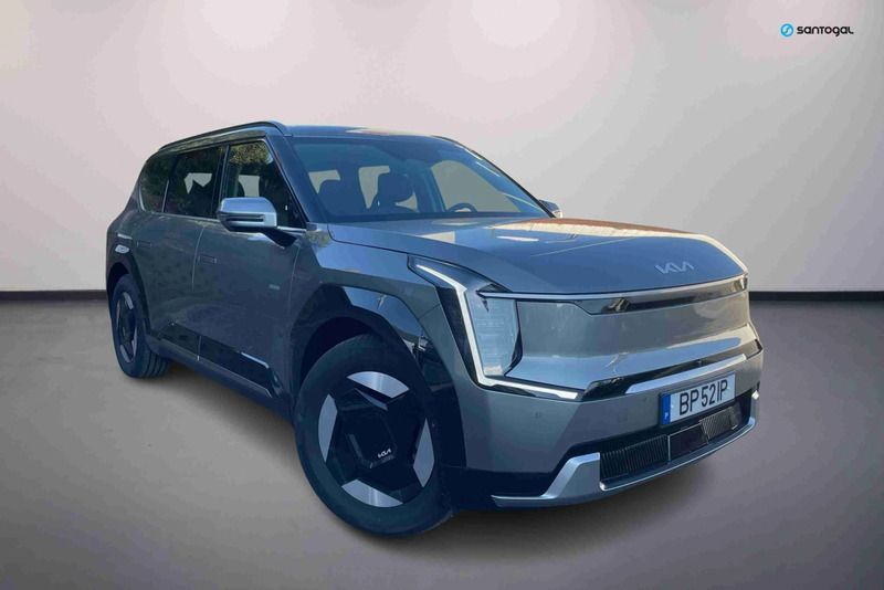 Cinzento Usado 2024 Kia EV9 First Edition SUV | € 66.990 - Imagem 1/4