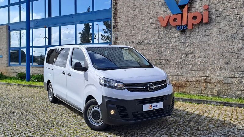 Usado Opel Vivaro 102 HP (75 kW) 2023 Branco Monovolume