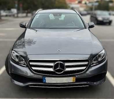 Usado 2017 Mercedes E220 Avantgarde Sedan | € 23.900 (Preço justo) - Imagem 1/4