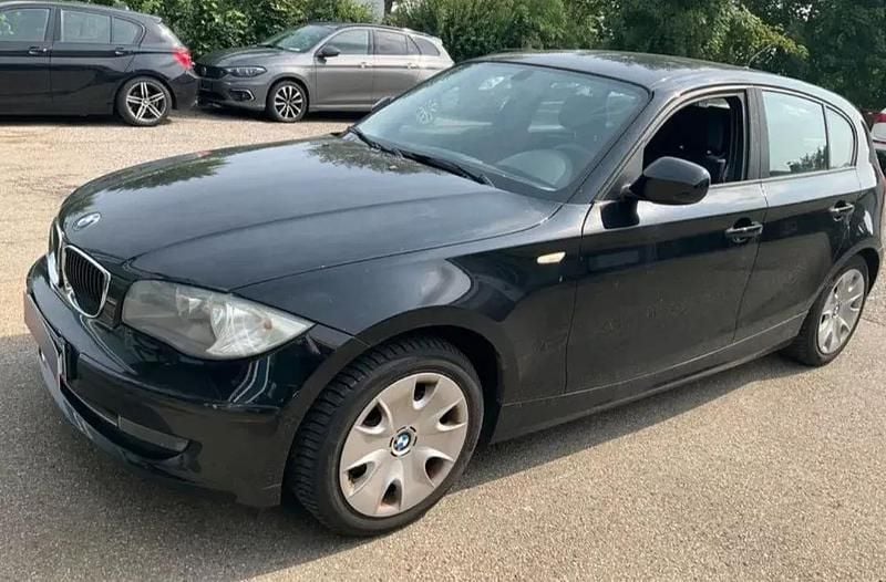 Preto Usado 2010 BMW 116 Citadino | € 8.490 (Bom preço) - Imagem 1/2