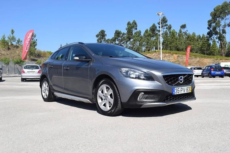 Usado Volvo V40 CC 115 HP (84 kW) 2015 Cinzento Carrinha