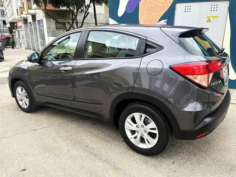 Usado Honda HR-V Elegance 130 HP (95 kW) 2016 Cinzento SUV