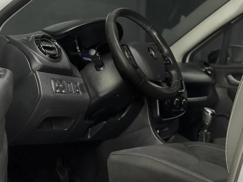 Usado Renault Clio V 90 HP (66 kW) 2020 Cinzento Carrinha