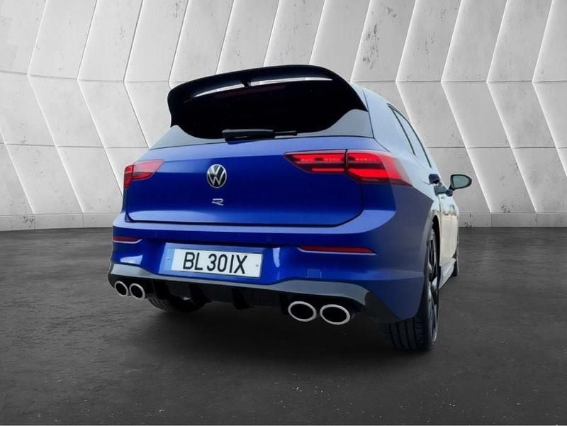 Usado 2022 VW Golf VIII R Sedan | € 43.490 (Preço justo) - Imagem 1/4