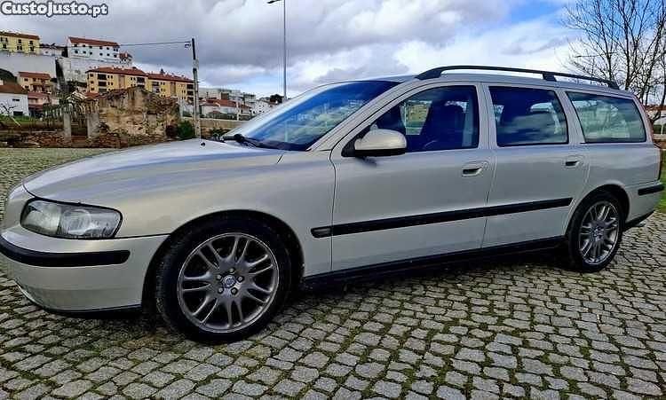 Usado 2000 Volvo V70 Carrinha | € 4.750 - Imagem 1/4