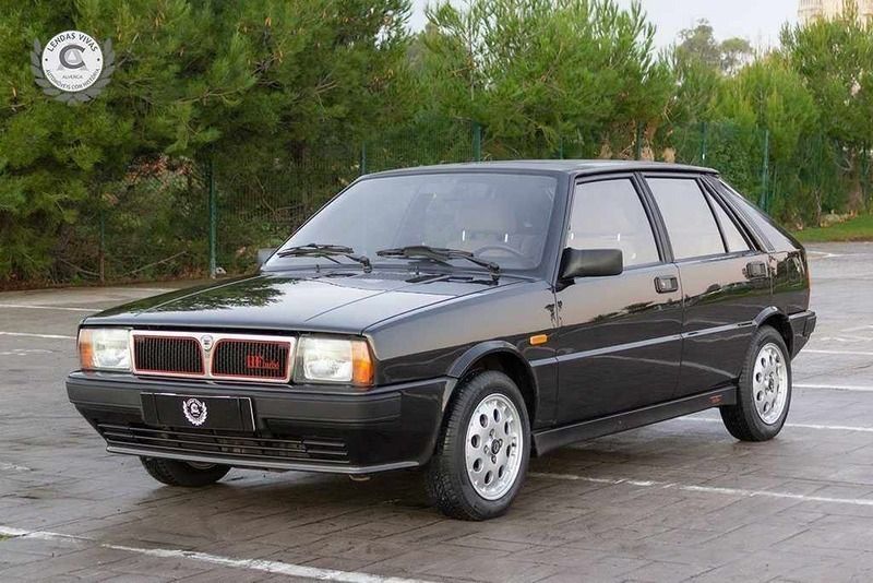 Cinzento Usado 1987 Lancia Delta | € 18.900 - Imagem 1/4