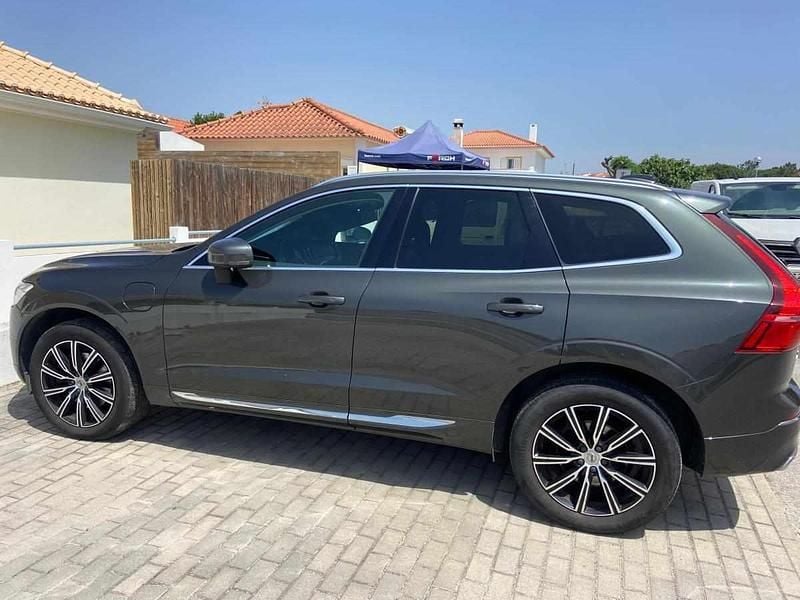 Usado Volvo XC60 299 HP (219 kW) 2020 Cinzento SUV