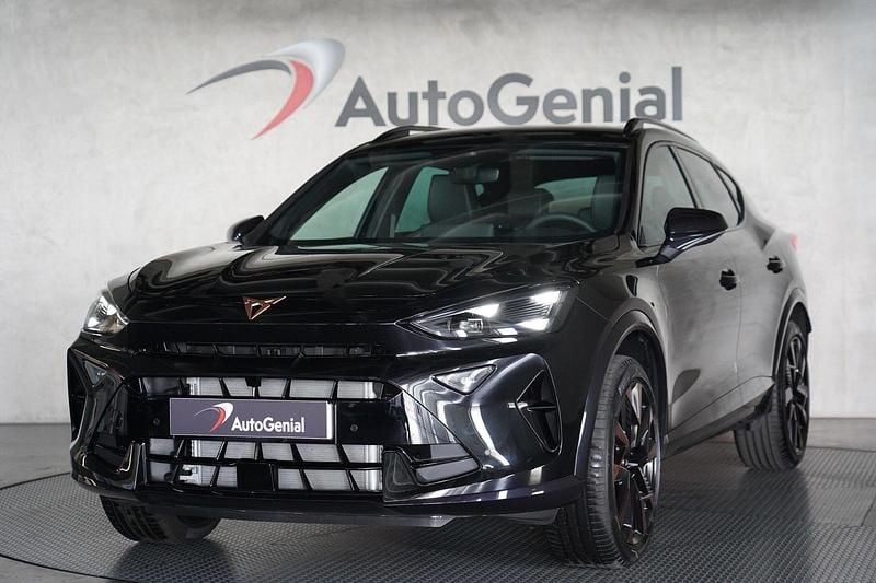 Cinza Novo 2025 Cupra Formentor SUV | € 40.990 (Preço elevado) - Imagem 1/4