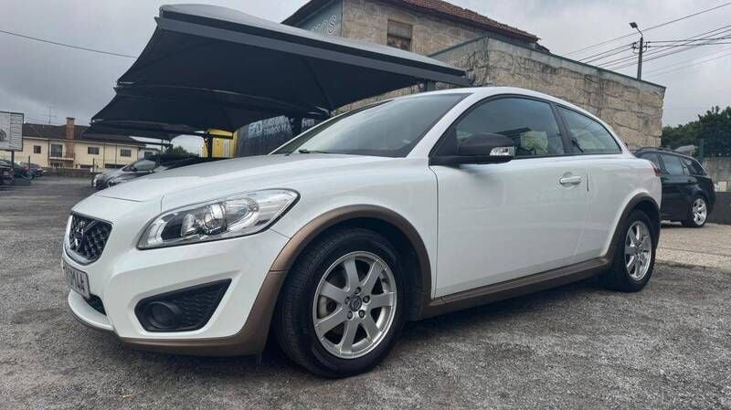 Branco Usado 2011 Volvo C30 Citadino | € 8.990 (Preço justo) - Imagem 1/4