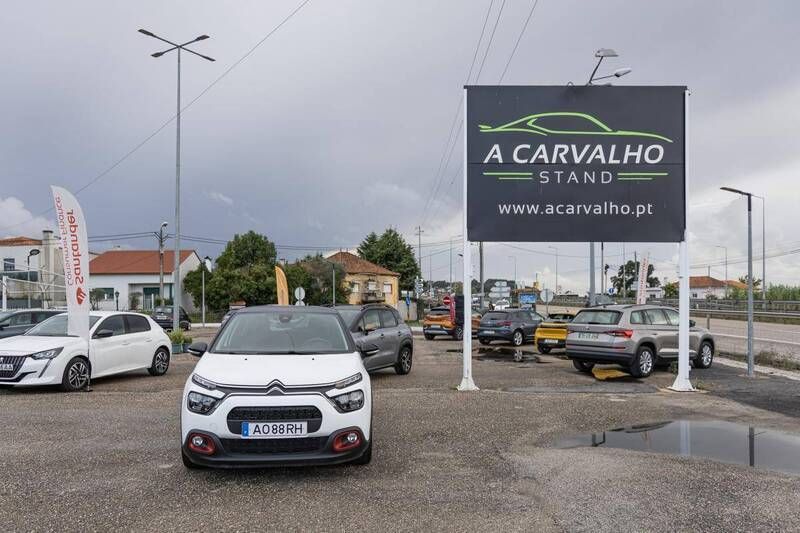 Branco Usado 2022 Citroën C3 PureTech Citadino | € 15.900 (Preço elevado) - Imagem 1/4