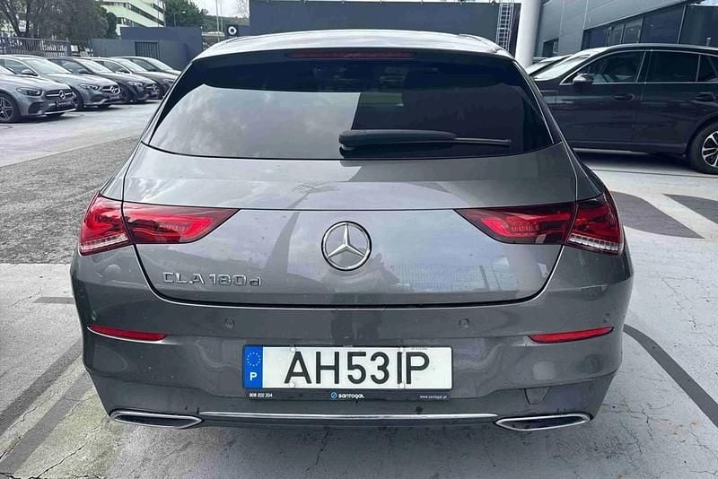 Usado Mercedes CLA180 Progressive 116 HP (85 kW) 2021 Cinzento Sedan