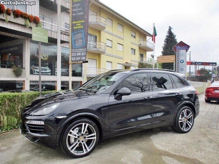 Preto Usado 2012 Porsche Cayenne S E-Hybrid SUV | € 27.500 - Imagem 1/1