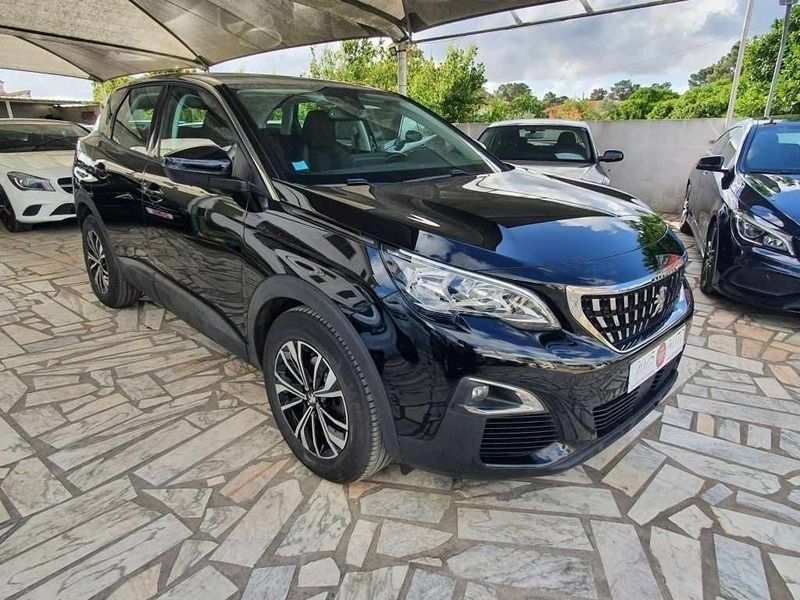 Preto Usado 2018 Peugeot 3008 Active SUV | € 23.490 - Imagem 1/4