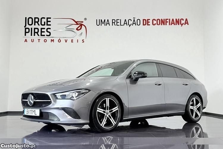 Cinza Usado 2020 Mercedes CLA180 Shooting Brake Progressive Carrinha | € 25.990 (Preço justo) - Imagem 1/1