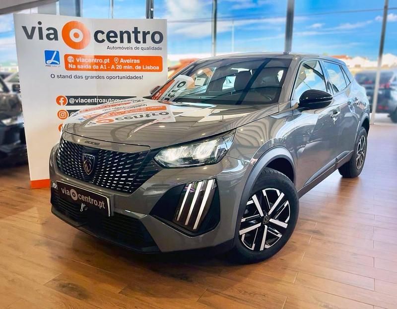 Cinza Usado 2024 Peugeot 2008 Active SUV | € 20.000 (Preço justo) - Imagem 1/4