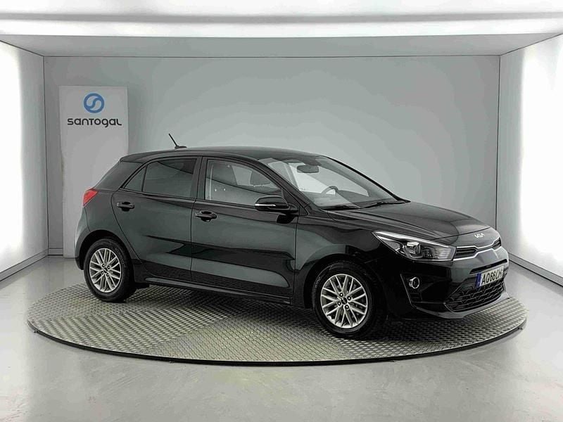 Preto Usado 2022 Kia Rio | € 16.490 (Preço justo) - Imagem 1/2