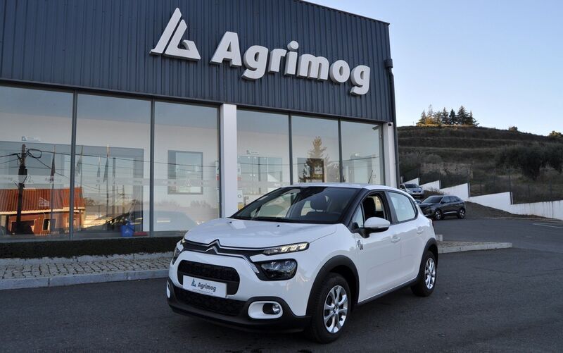 Branco Usado 2024 Citroën C3 PureTech Citadino | € 16.800 (Bom preço) - Imagem 1/4
