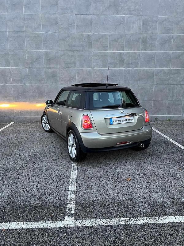 Usado Mini Cooper 112 HP (82 kW) 2011 Outra Citadino