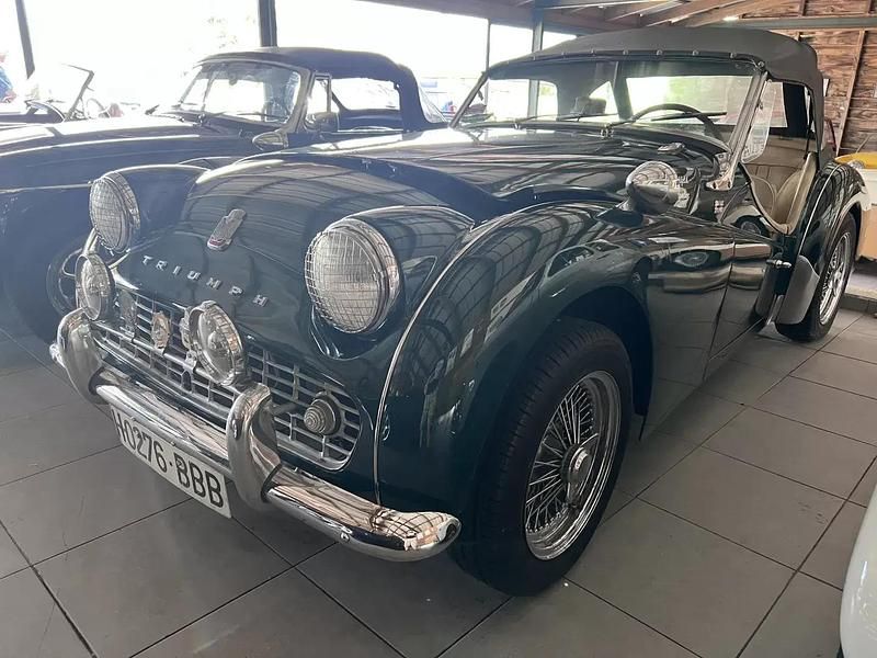 Verde Usado 1960 Triumph TR3 Cabrios | € 39.000 - Imagem 1/4