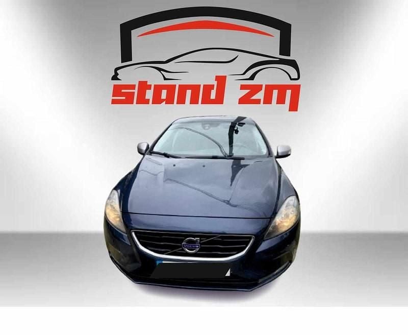 Usado Volvo V40 114 HP (83 kW) 2015 Azul Citadino