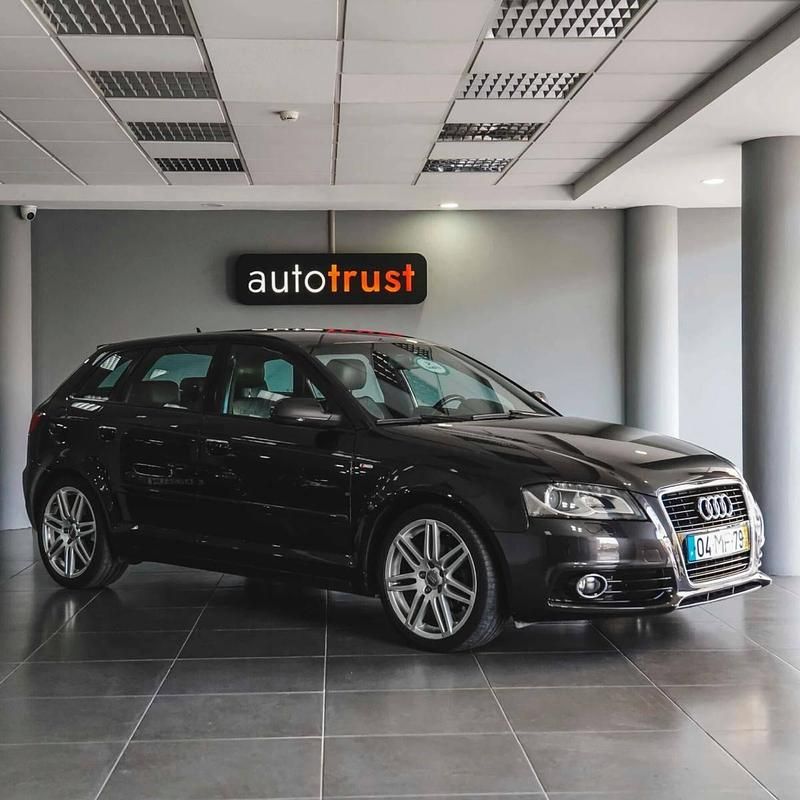 Cinzento Usado 2011 Audi A3 | € 12.900 (Caro) - Imagem 1/4