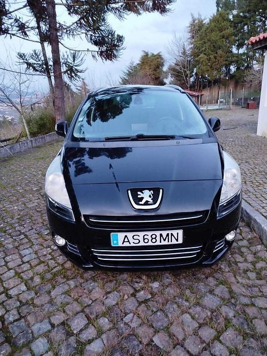 Usado Peugeot 5008 2012 Sedan