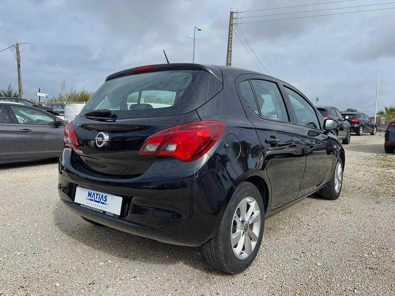 Usado Opel Corsa 70 HP (51 kW) 2016 Preto Citadino
