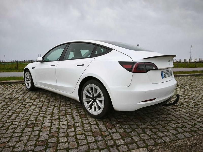 Usado 2021 Tesla Model 3 Sedan | € 25.900 (Bom preço) - Imagem 1/4