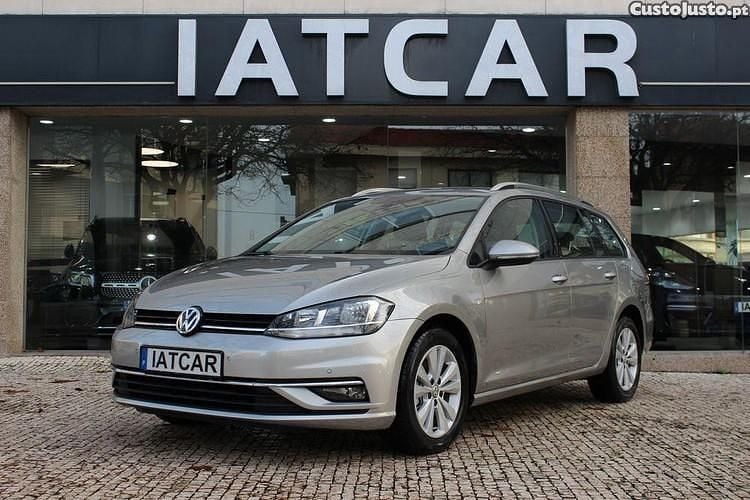 Usado VW Golf VII Trendline 115 HP (84 kW) 2017 Cinza Carrinha
