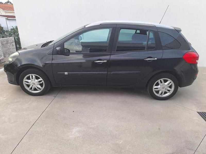 Preto Usado 2008 Renault Clio II Citadino | € 3.250 (Preço justo) - Imagem 1/4