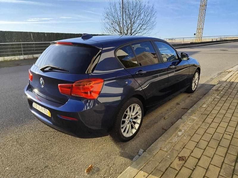 Usado BMW 116 116 HP (85 kW) 2019 Azul Citadino