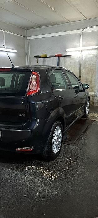 Usado 2011 Fiat Punto Evo Citadino | € 6.000 (Preço justo) - Imagem 1/4
