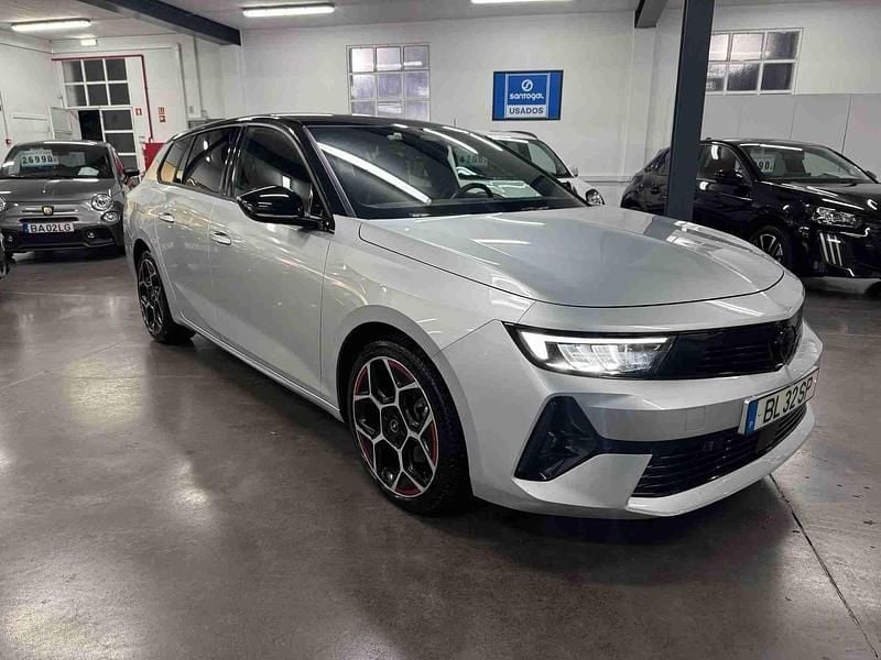 Cinzento Usado 2024 Opel Astra Carrinha | € 26.990 (Preço justo) - Imagem 1/4