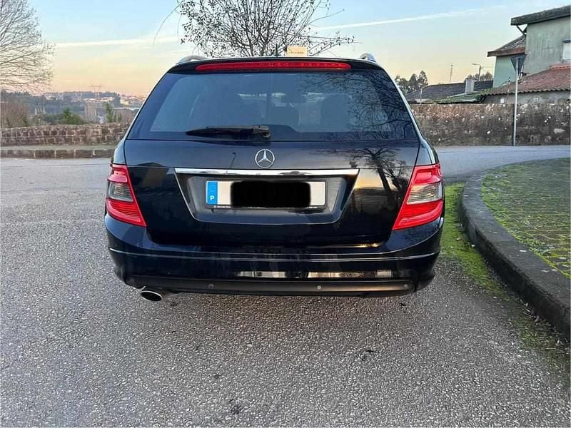 Usado Mercedes C250 AMG 204 HP (150 kW) 2009 Preto Sedan