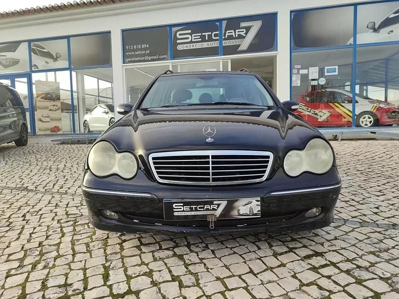 Azul Usado 2005 Mercedes C220 Avantgarde Carrinha | € 6.900 (Preço justo) - Imagem 1/4