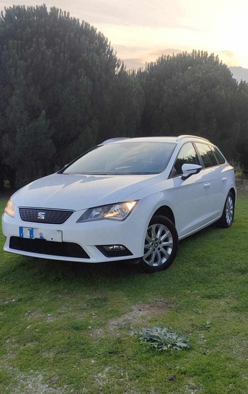 Branco Usado 2014 Seat Leon Ecomotive Carrinha | € 10.900 (Caro) - Imagem 1/4