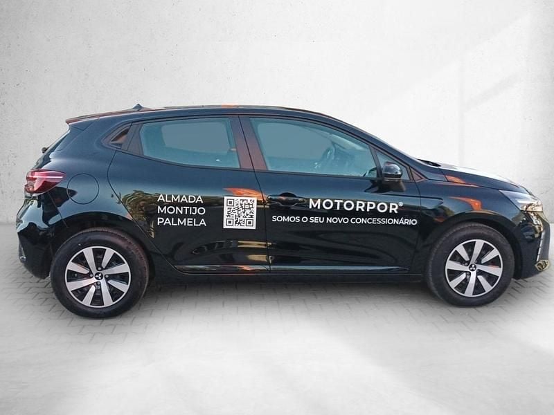 Usado Mitsubishi Colt Invite 91 HP (66 kW) 2025 Preto Sedan