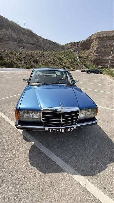 Usado Mercedes 300 1979 Sedan