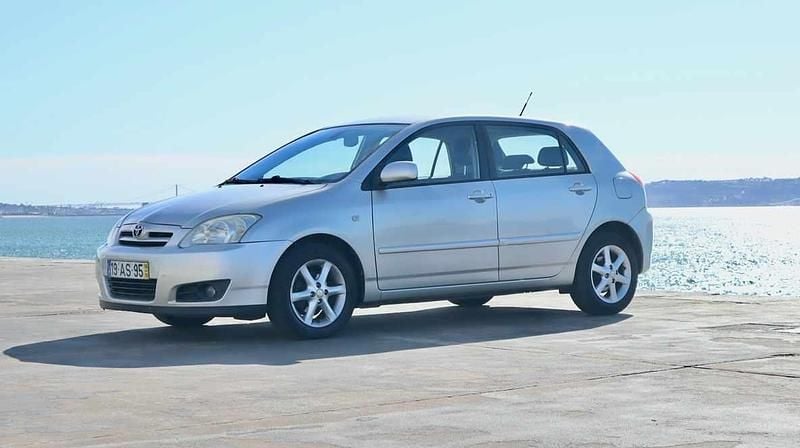 Cinzento Usado 2005 Toyota Corolla Carrinha | € 4.900 (Preço elevado) - Imagem 1/4
