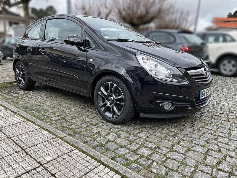 Usado 2007 Opel Astra GTC | € 4.300 (Preço justo) - Imagem 1/4