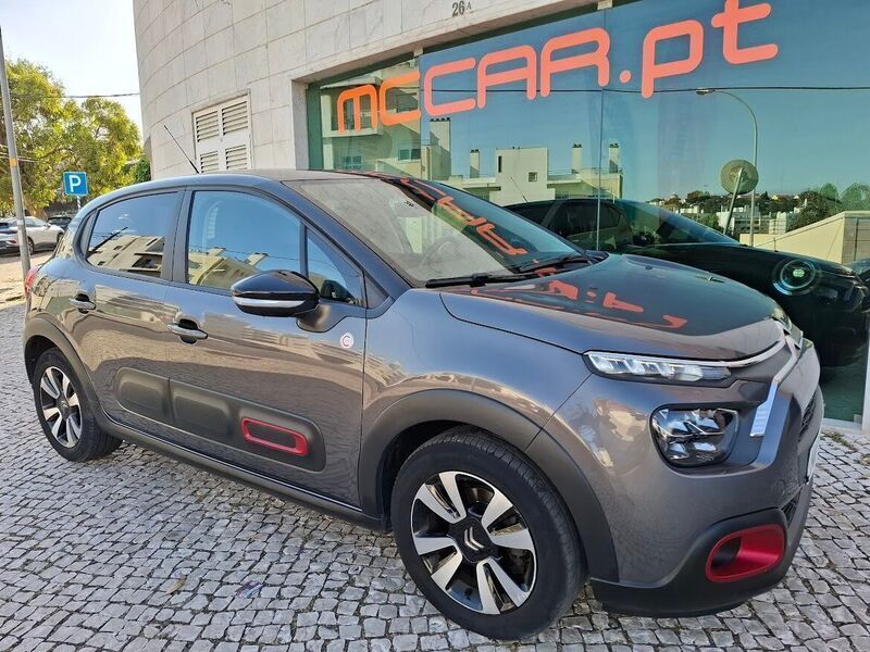 Cinza Usado 2022 Citroën C3 PureTech Citadino | € 13.900 (Preço justo) - Imagem 1/4