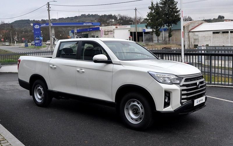 Novo Ssangyong (KGM) Musso 202 HP (148 kW) 2025 Branco SUV