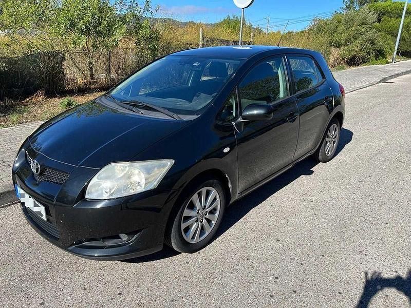 Usado 2008 Toyota Auris Sol Sedan | € 6.000 - Imagem 1/4