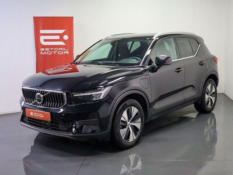 Preto Usado 2022 Volvo XC40 SUV | € 29.750 (Bom preço) - Imagem 1/4