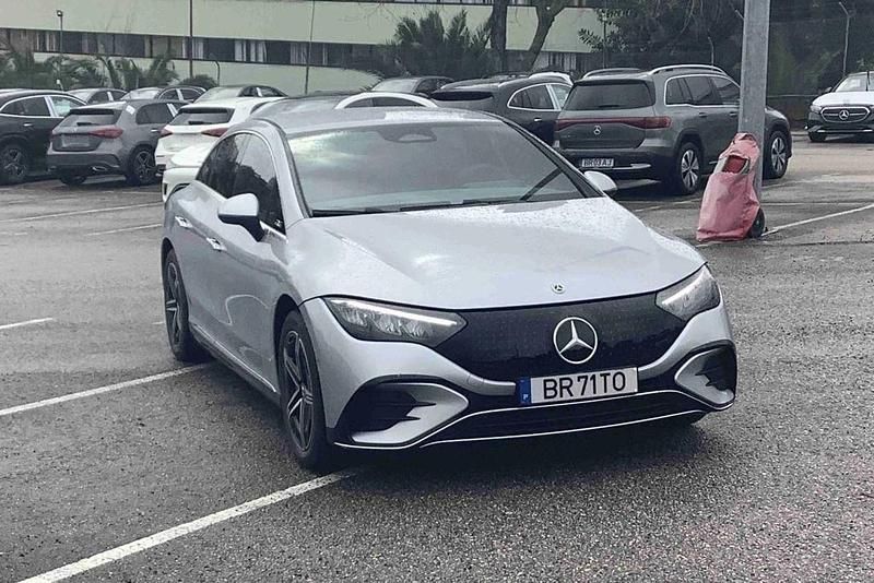 Prateado Usado 2024 Mercedes EQE300 Edition Sedan | € 59.350 (Bom preço) - Imagem 1/4