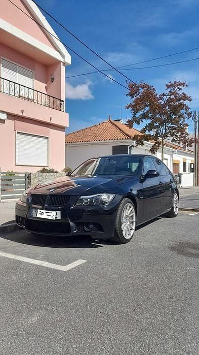Usado 2007 BMW 320 Sedan | € 7.700 (Bom preço) - Imagem 1/4