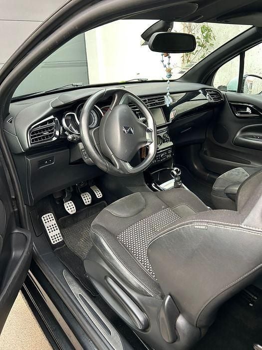 Usado Citroën DS3 92 HP (67 kW) 2011 Citadino