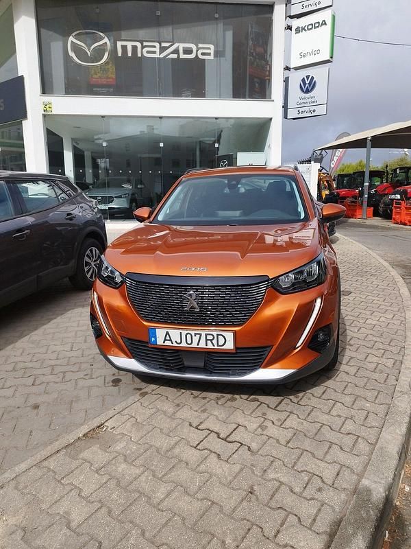 Laranja Usado 2021 Peugeot 2008 Allure SUV | € 15.900 (Preço justo) - Imagem 1/4