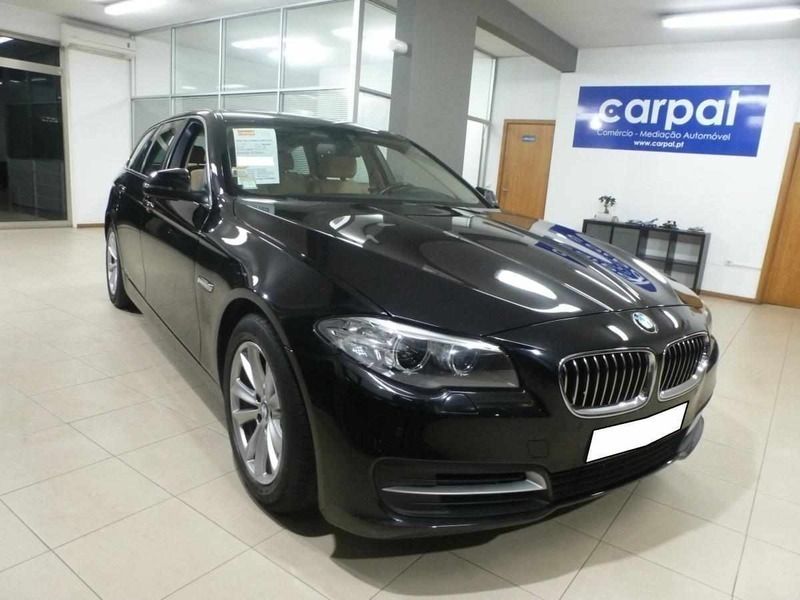 Preto Usado 2017 BMW 520 Carrinha | € 20.990 (Super Preço) - Imagem 1/4