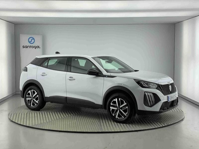Branco Usado 2024 Peugeot e-2008 Active SUV | € 29.990 (Preço elevado) - Imagem 1/4